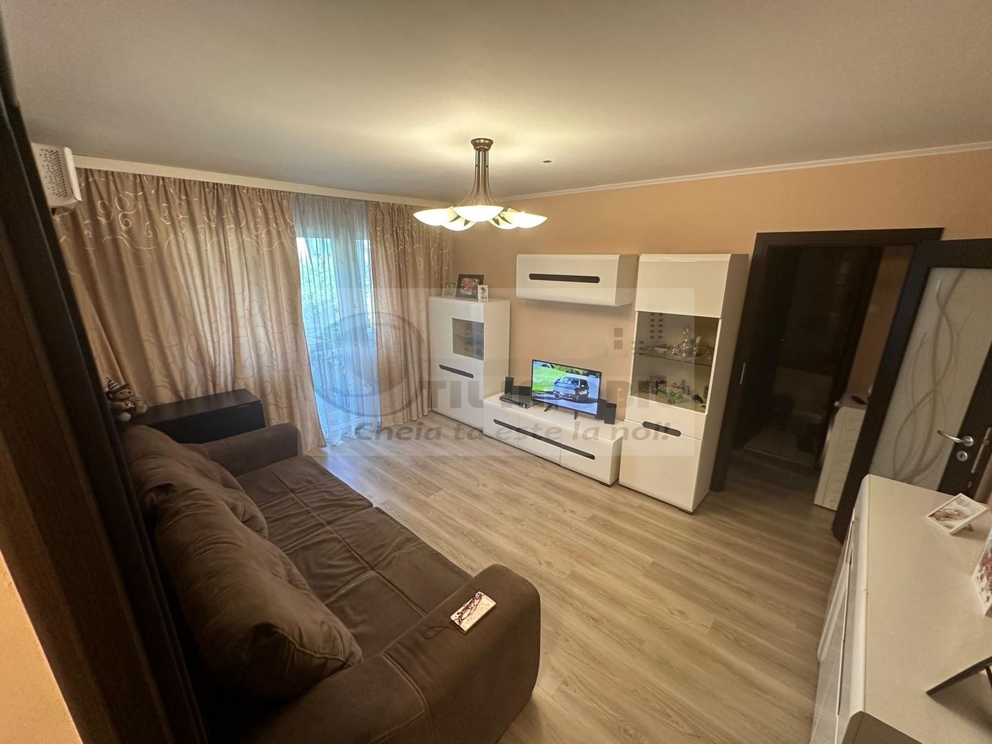 Ap 2 cam, 42 mp,  SD, Zimbru, et 2/4, mobilat si utilat – 90.000 € - Poză 2