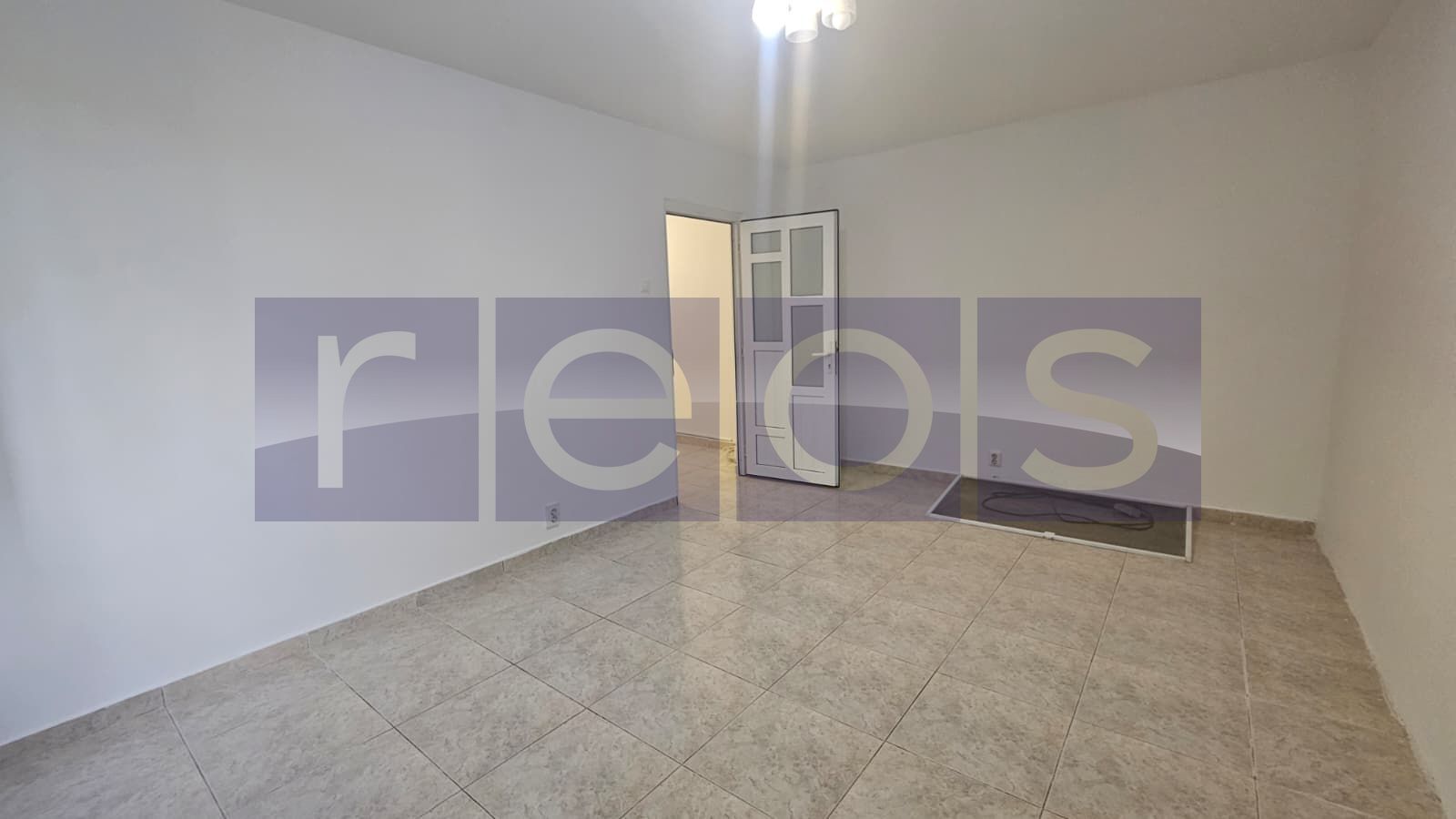 DE VANZARE – APARTAMENT  2 CAMERE ZONA VALEA OLTULUI | METROU - Poză 3
