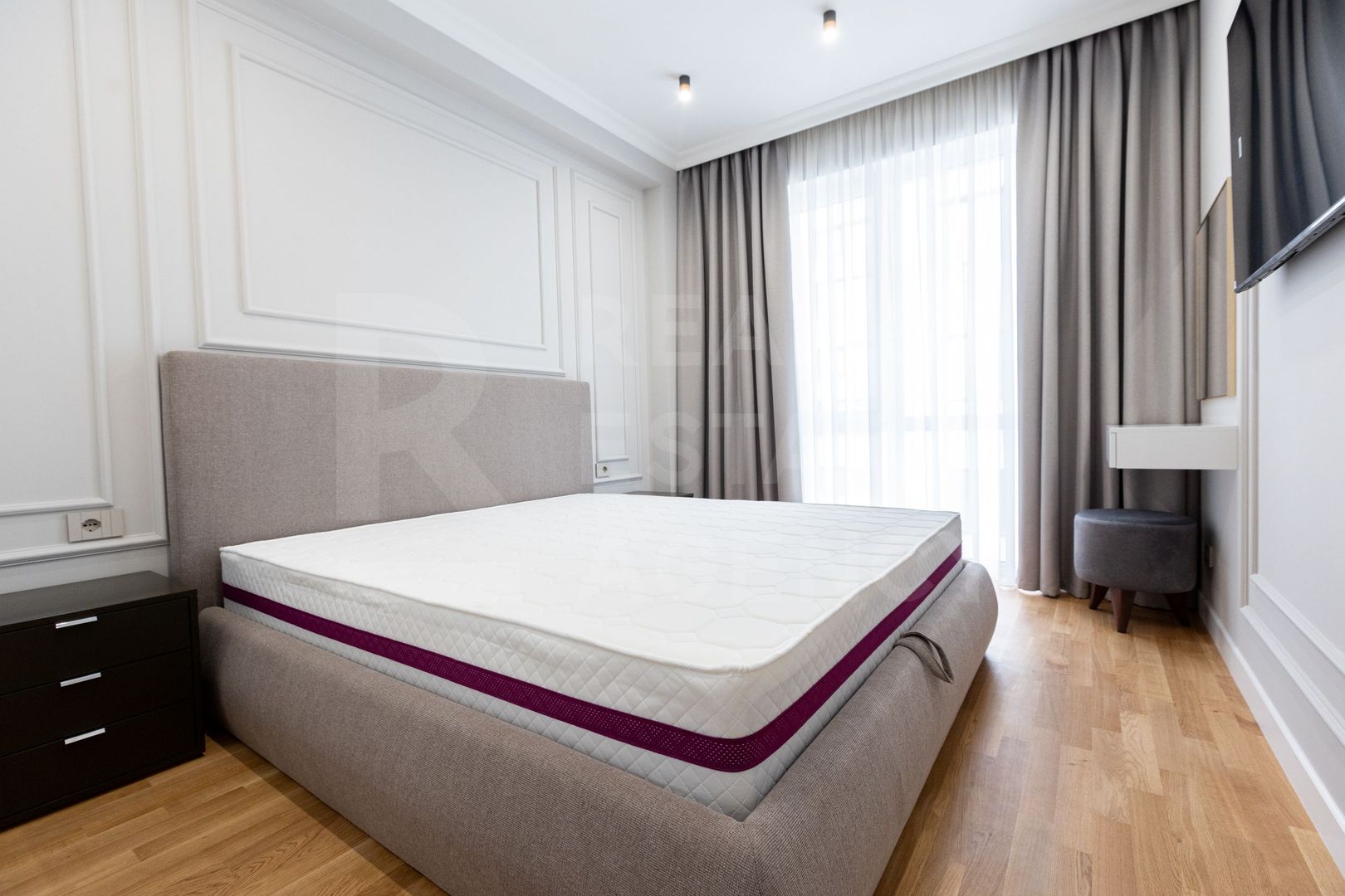 Chirie, apartament, 1 cameră + living, strada Tricolorului, Centru - Poză 8