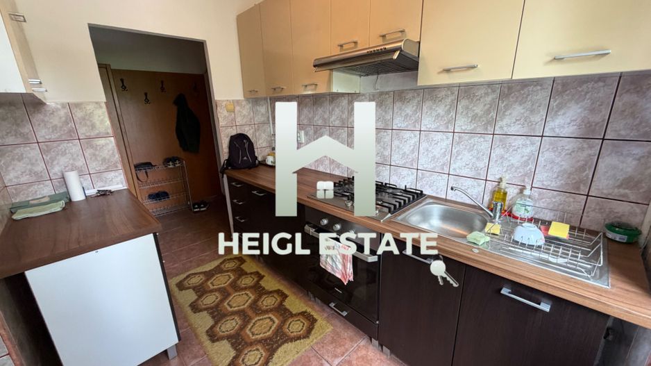 Apartament cu 3 camere si boxa in zona Gheorghe Lazar - Poză 1