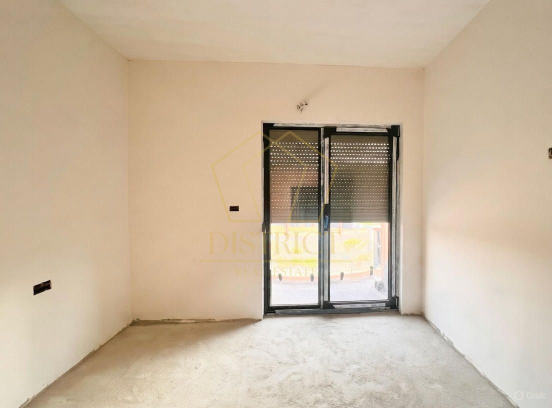 Duplex modern cu 5 camere si carport  I Mosnita Noua I - Poză 10