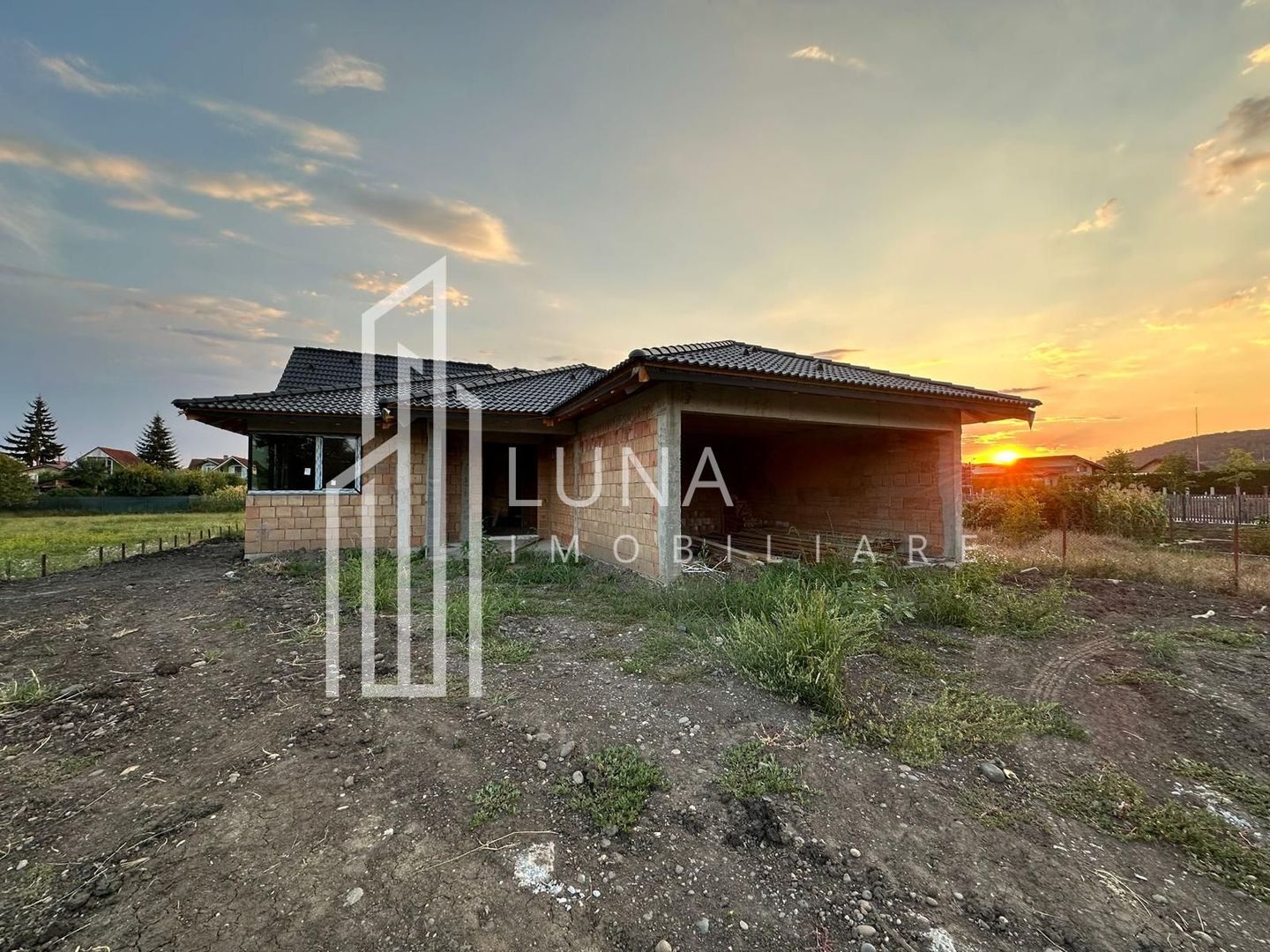 EXCLUSIVITATE | Calea Voinicenilor | Teren 3.566 mp | Casă la roșu - Poză 1