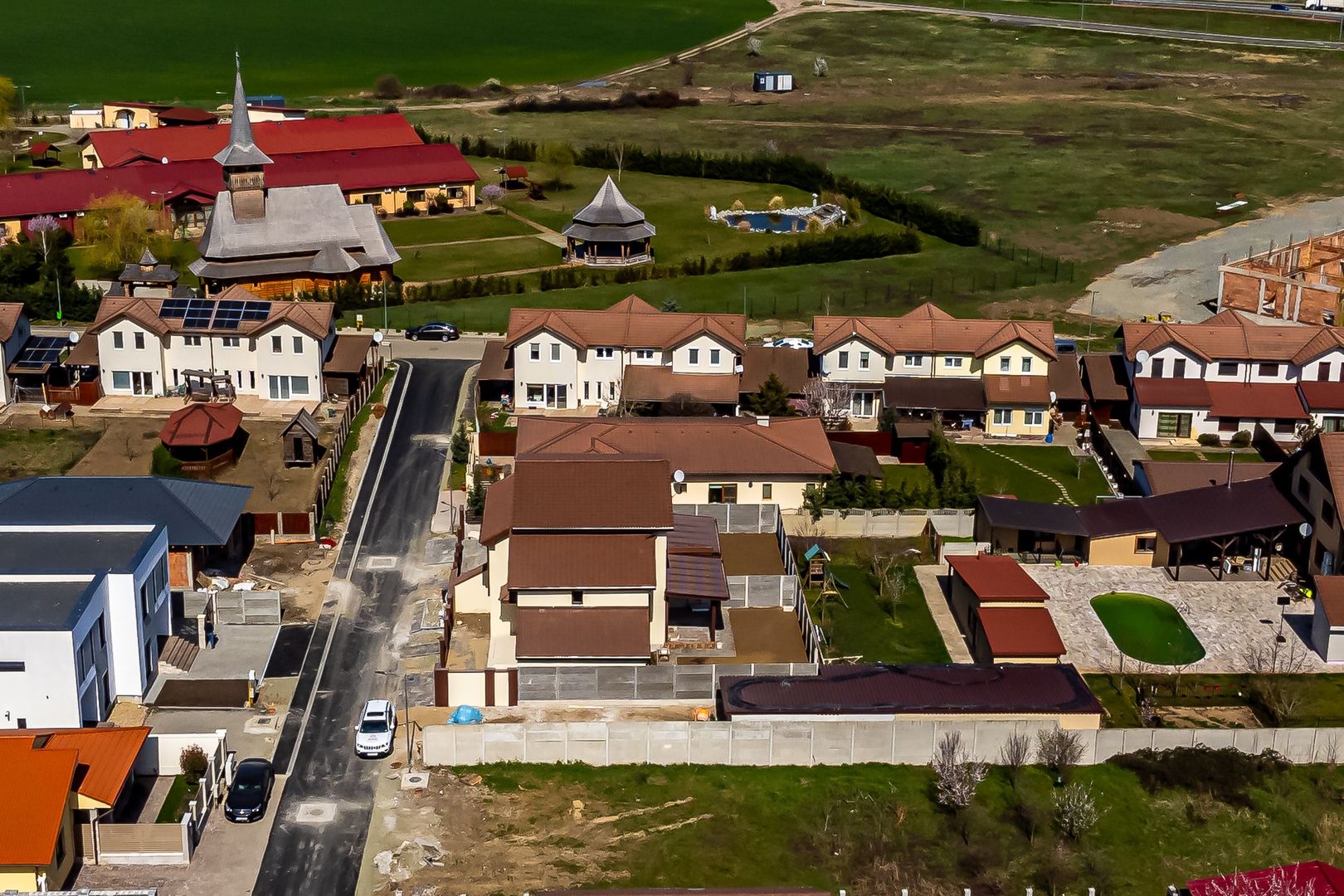 DUPLEX ÎN VILĂ NOUĂ CARTIER VIA CARMINA VLADIMIRESCU - Poză 15