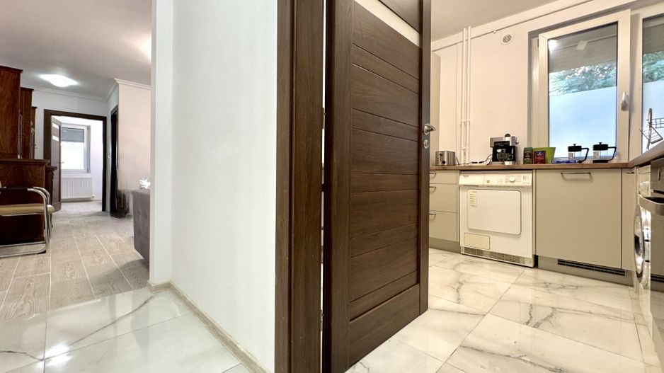 Apartament 2 camere, renovat, pet friendly, zona Central- Piata 700 - Poză 7