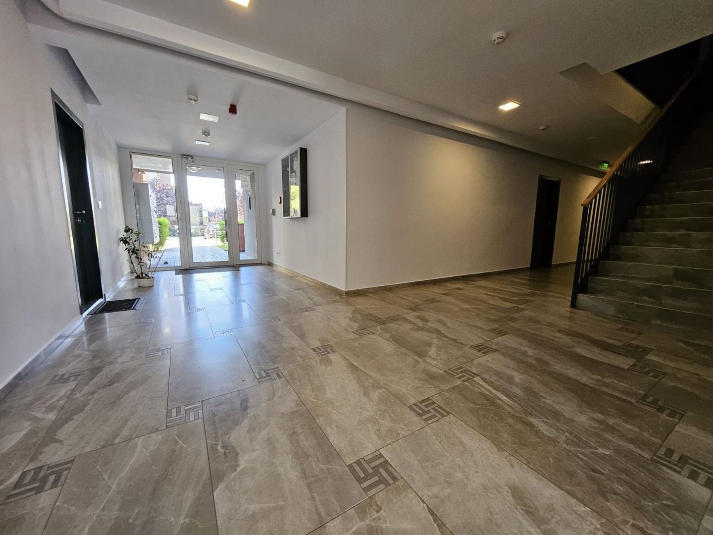 Torontalului | 2 camere + birou | 2 terase | Mobilat-Utilat | Loc de parcare - Poză 20