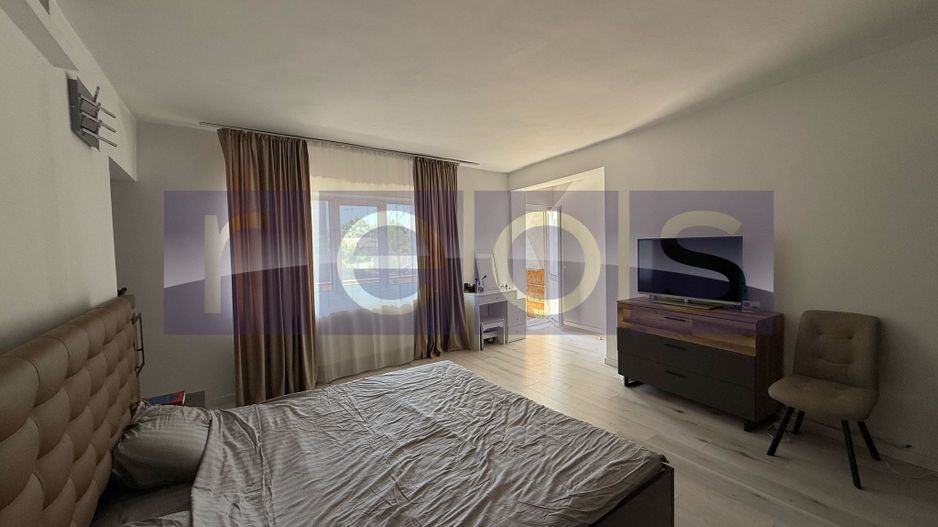 VANZARE VILA 6 CAMERE | EROII REVOLUTIEI | CURTE | 2 LOCURI DE PARCARE - Poză 18