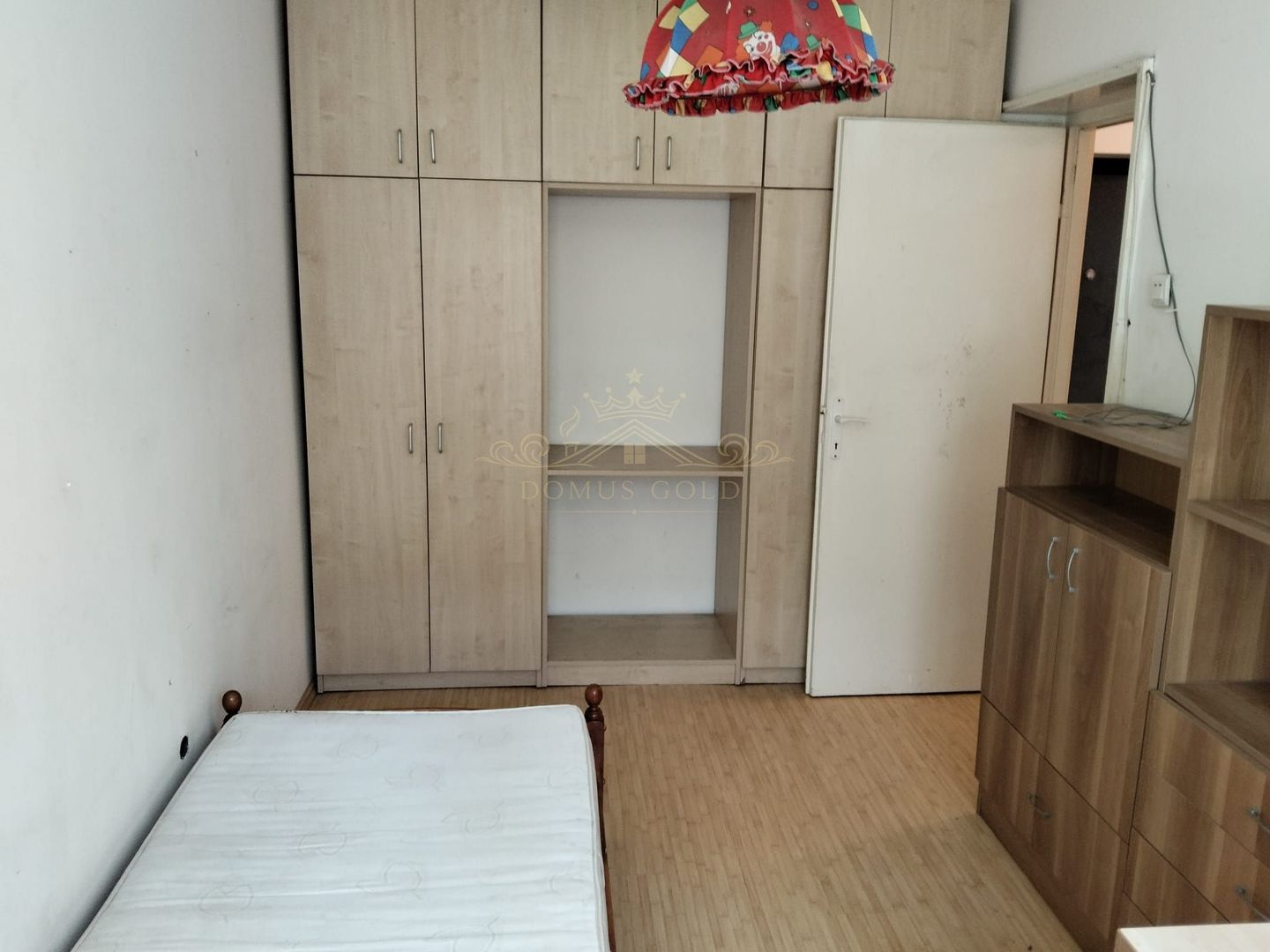 Vind apartament 3 camere in Gheorgheni . - Poză 13