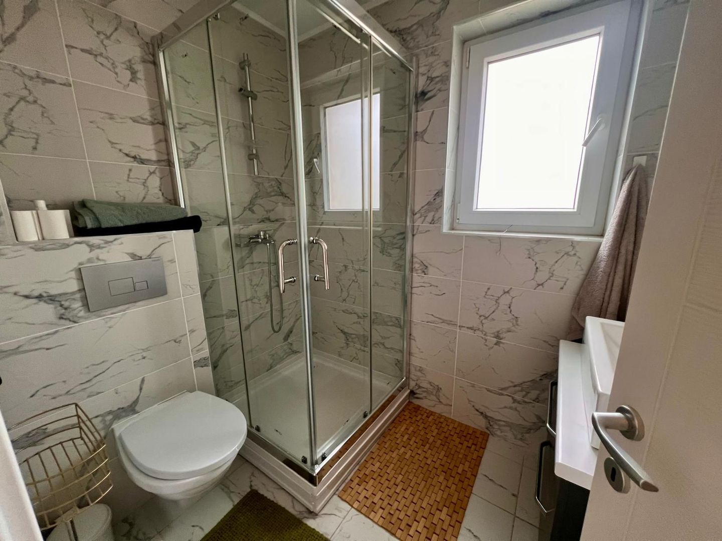 Vila 4 camere Ansamblul Rezidential Cosmopolis - Poză 15