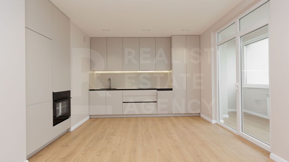 Vânzare apartament cu 3 camere, str. Vasile Lupu, sect.Buiucani - Poză 2