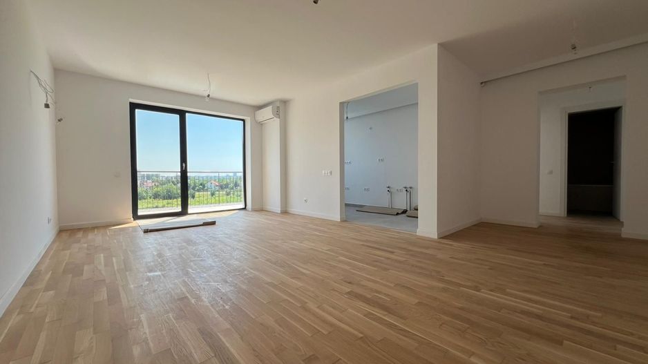 Apartament 2 Camere | Balcon cu Vedere spre Lac | Aproape de Metrou - Poză 1