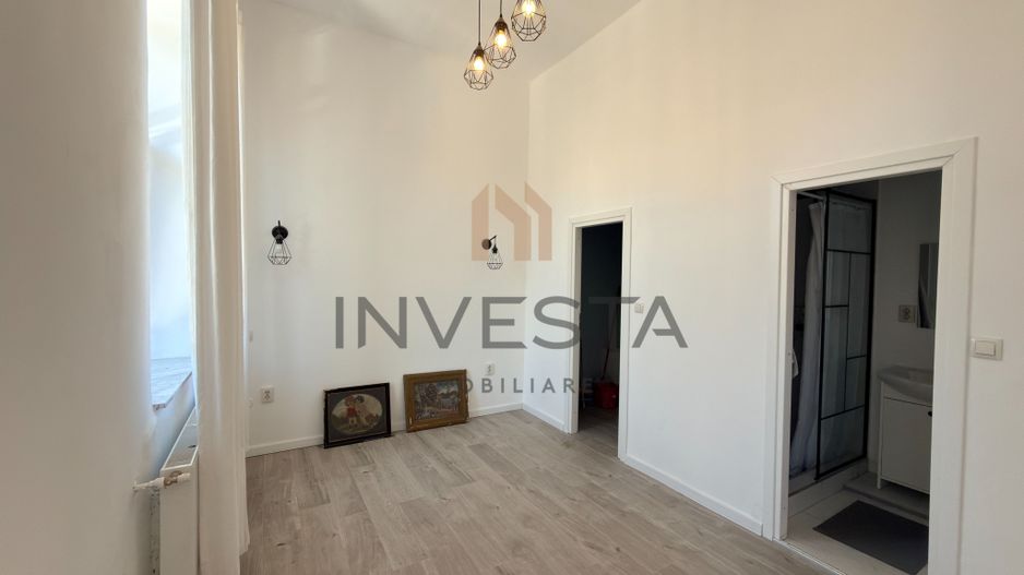 Apartament cu 3 camere si balcon, in Centru, langa Tribunal! - Poză 10