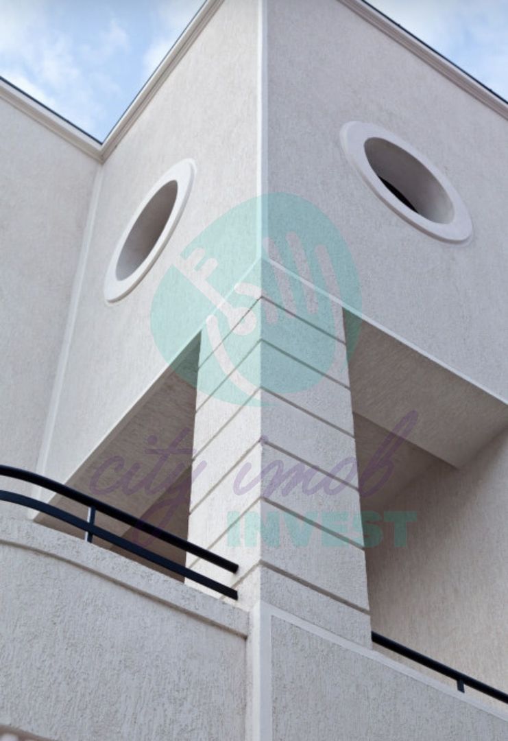 CASA ART-DECO CONSOLIDATA in 2011 cu gradina de 160 mp - Poză 3