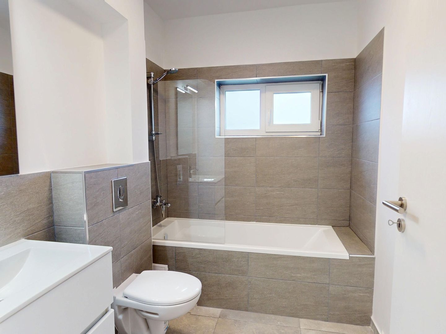 Penthouse 3 camere, 2 băi, mobilat complet, dressing - întabulat - Poză 8