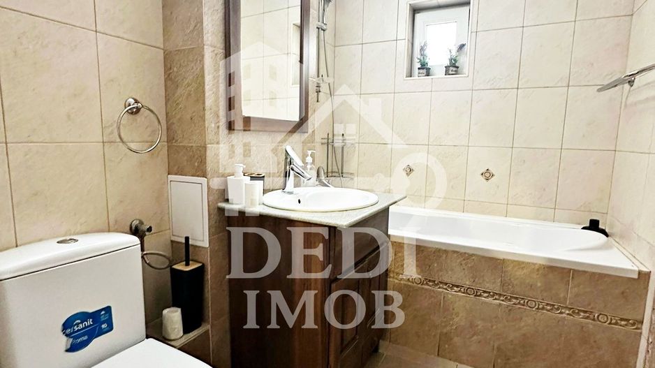 Apartament 3 camere de inchiriat zona Dacia, Oradea - Poză 12