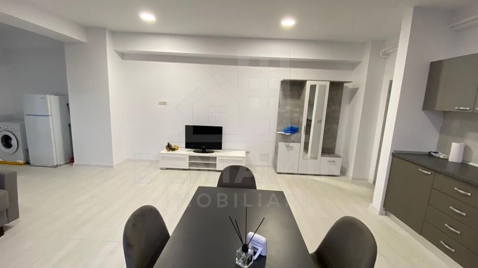 Apartament open space | Prima închiriere | Bloc nou | Zona Consul - Poză 3
