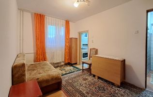 2 camere, Etaj 3, Gheorgeni, Zona Piata Hermes!!