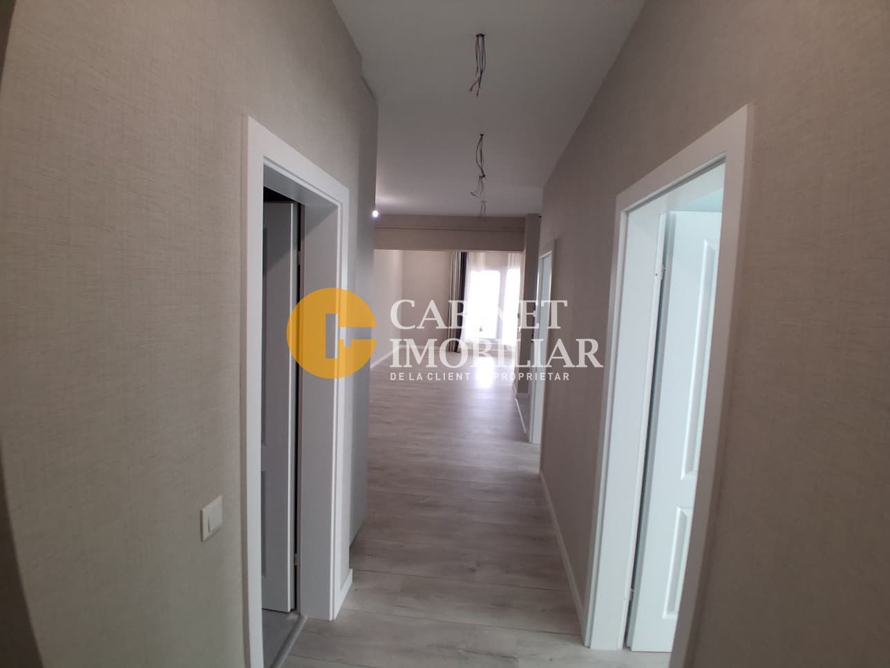 Apartamewnt 4 camere, 2 bai, zona Tatarasi - Iasi - Poză 5