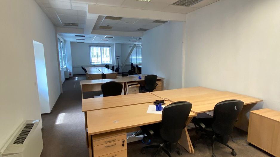 Cladire de  birouri - zona COMPLEX - Poză 10