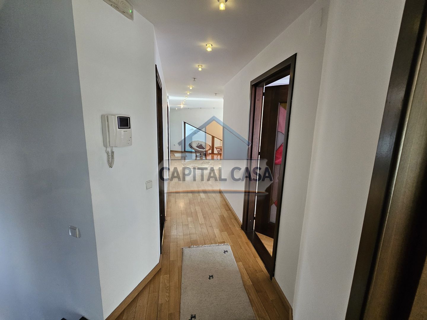 ​Vilă de Lux Unică în Ploiești | 690 mp Utili | Piscină Interioară - Poză 16