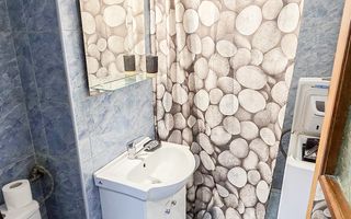 Investitie/ 1 camera la etaj intermediar + parcare - Poză 4