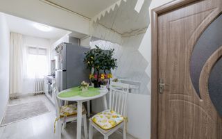 Apartament 2 camere semidecomandate, gata de mutat, Trivale  - Poză 4