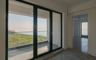 2 camere Mamaia | Private Lake- bloc 2025| Vedere frontală la lac, la 5 m de apa - Poză 11