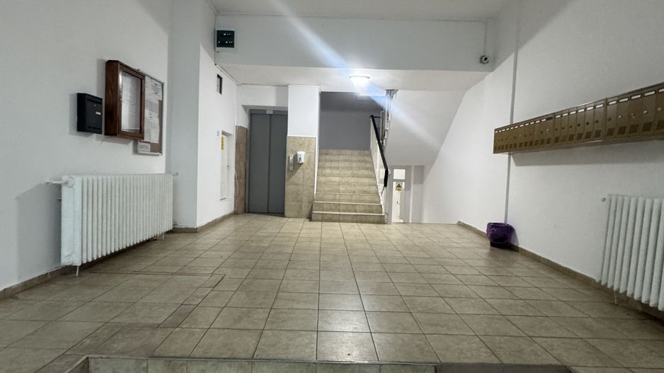 Apartament -3 Camere | Piață Alba Iulia/ Decebal/ Unirii - Poză 8