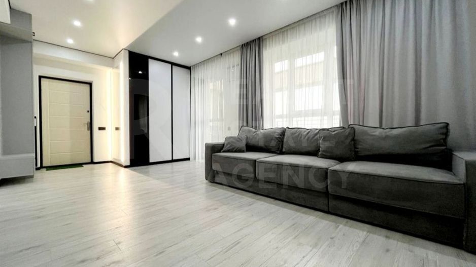 Chirie, apartament, 3 cameră, strada Liviu Deleanu, Buiucani - Poză 2