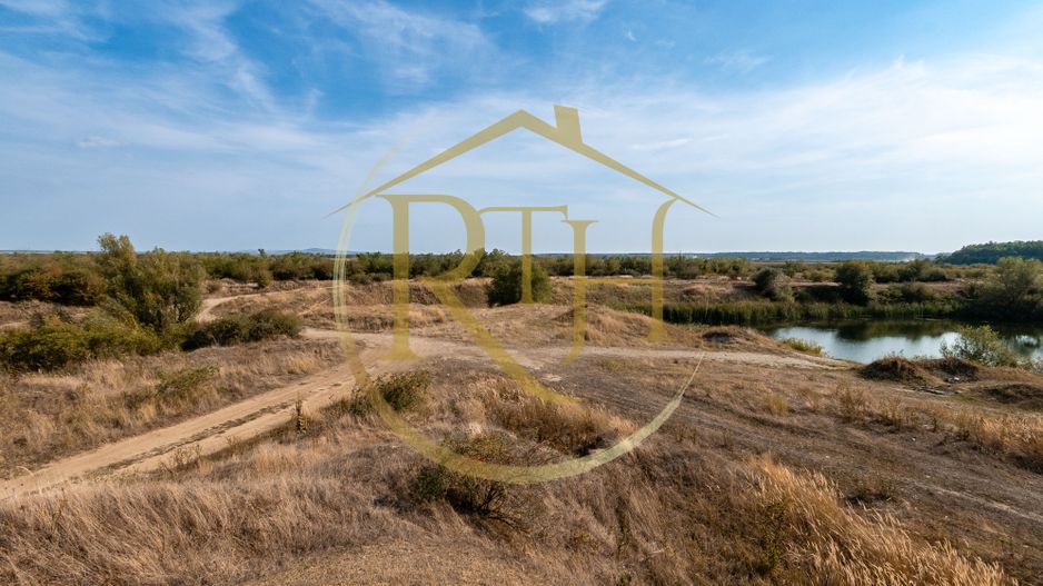 Investiție unică, 10 ha teren cu luciu de apă, ideal pentru turism și agrement! - Poză 18