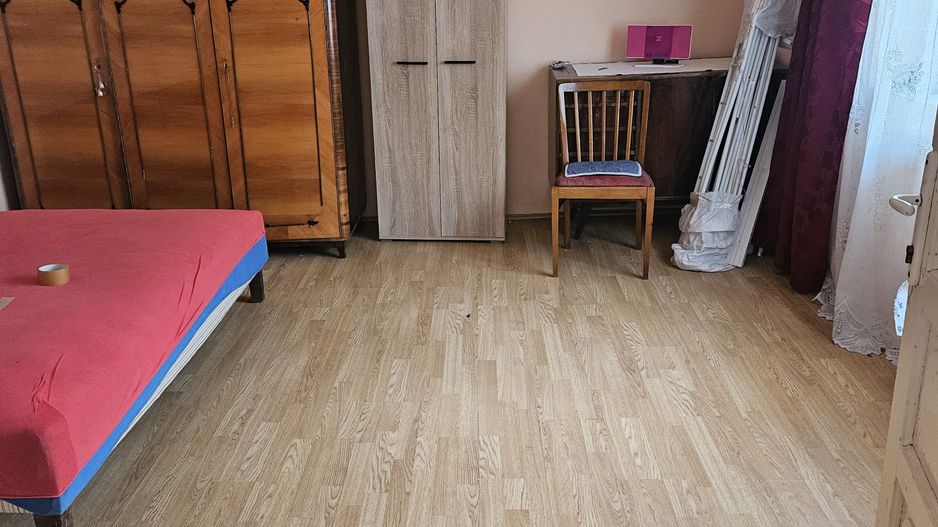 Casa de vanzare în Cunța - Poză 1