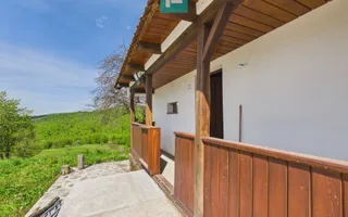 Casă pitorească de vacanță în Dulcele - Poză 18