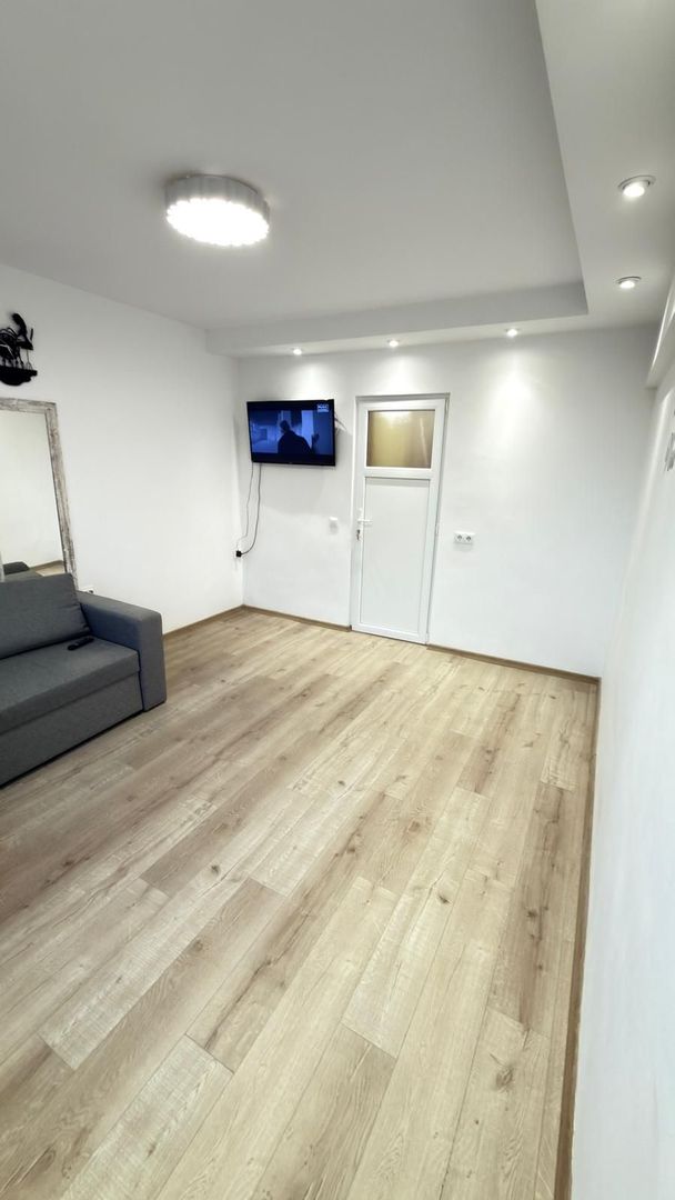 Garsonieră 21 mp, etaj 3/4 zona Expo / str. Cojocnei Marasti - Poză 2
