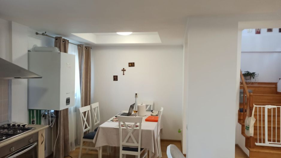 vila triplex,deosebita,mob-util partial/complet/Frumusani-Calarasi - Poză 29