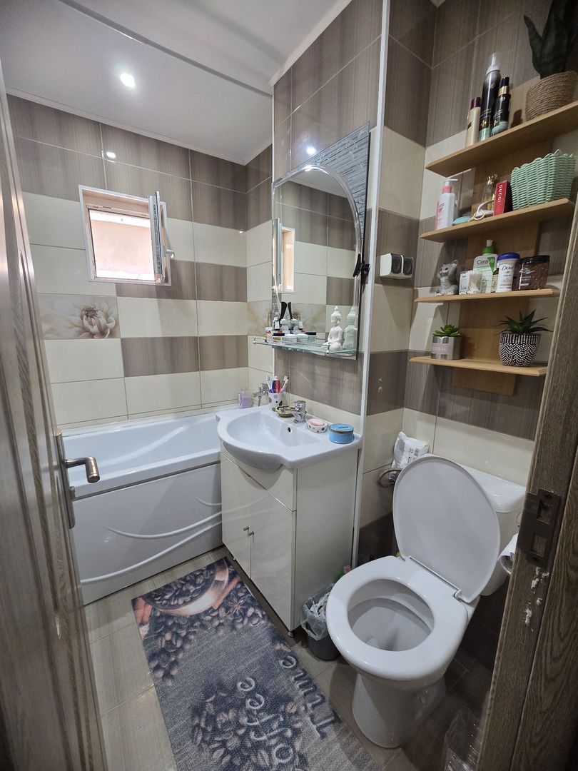 Apartament 3 camere, decomandat, etaj 4/4, Micro 16 - Poză 9
