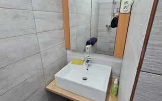 Apartament in vila zona Baicului - Poză 5