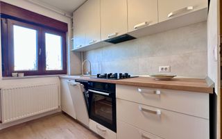 Apartament decomandat 3 camere de închiriat în Piața Bălcescu - Poză 9