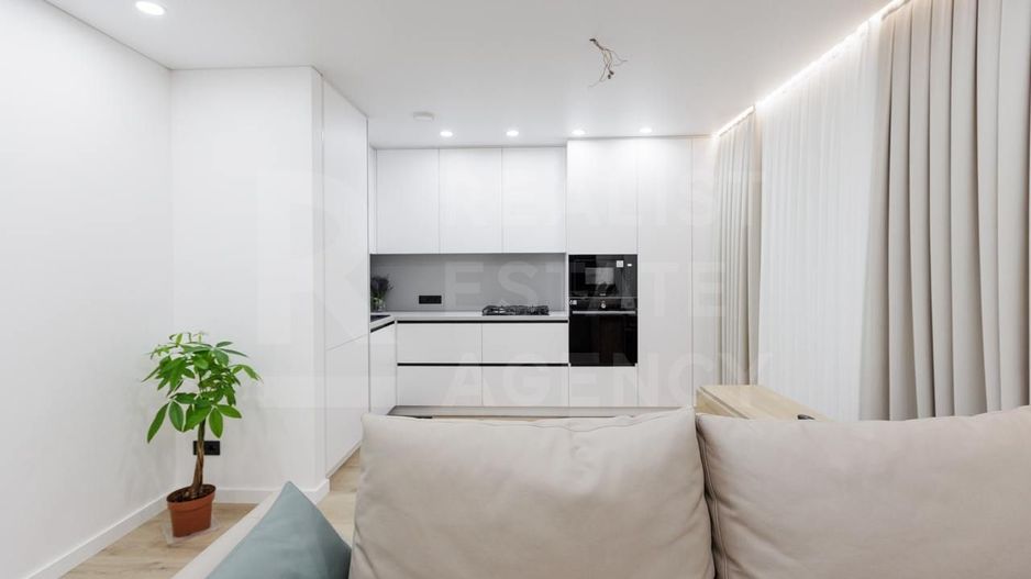 Vânzare, apartament, 1 cameră + living, strada Jubiliară, Codru - Poză 3