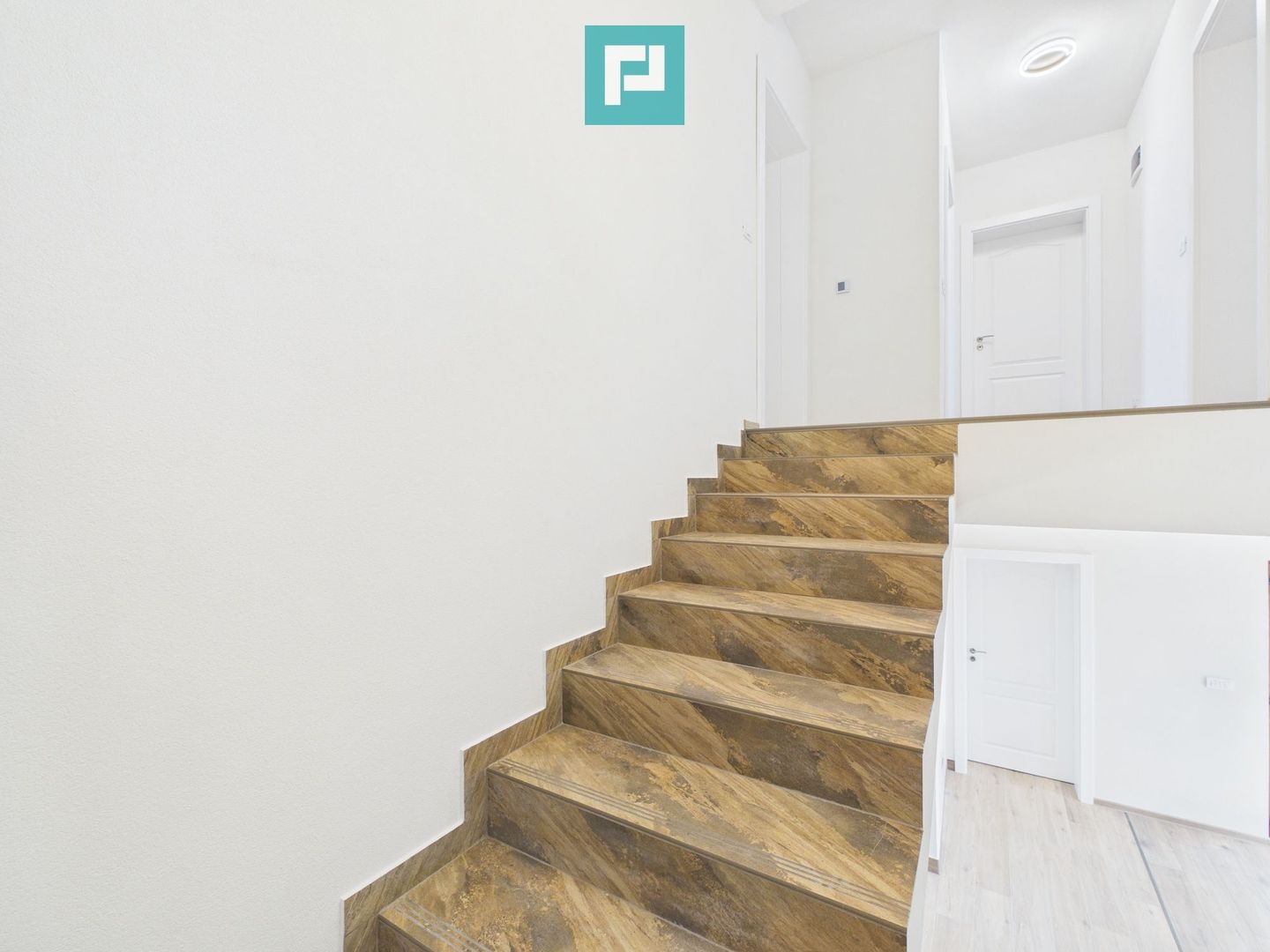 Duplex  -Desing Mediteranean  Dumbrăvița - Poză 14