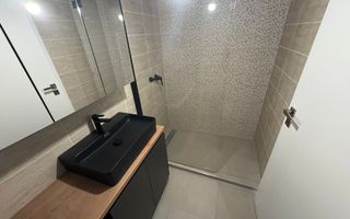 Apartament cu 3 camere, 80mp, parcare, boxa, Zona Maurer - Poză 11