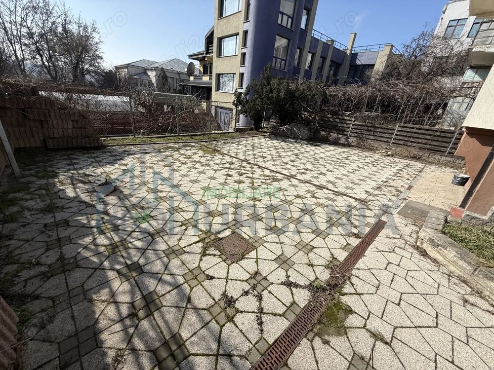 Imobil de inchiriat - Ultracentral 324 mp + curte - Poză 10