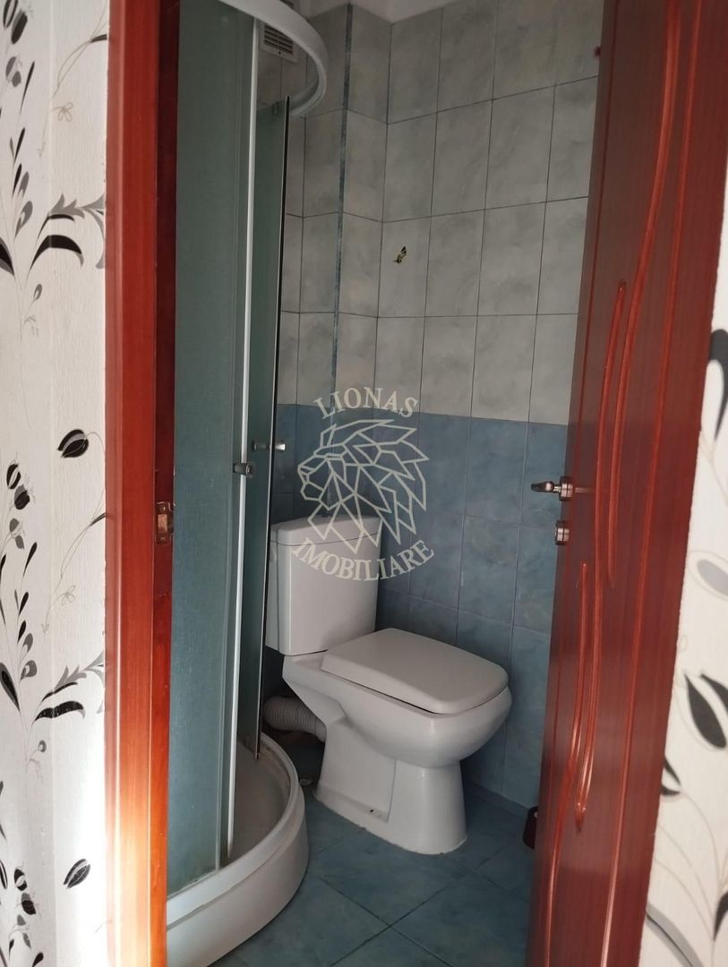 Apartament 90 mp+2 balcoane-etaj 1-curte, parcare-C. Moldovei - Poză 7