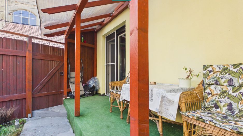 Apartament cu 2 camere și curte ultracentral - Poză 16