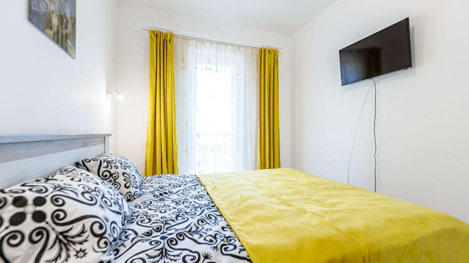 Apartament cu 2 camere la Adora Park - Poză 6