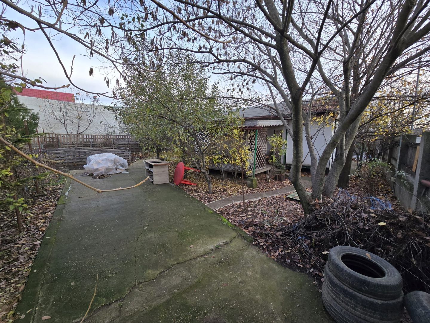 Exclusivitate! Proprietate Sendreni, zona linistita, 69.000 EUR - Poză 22