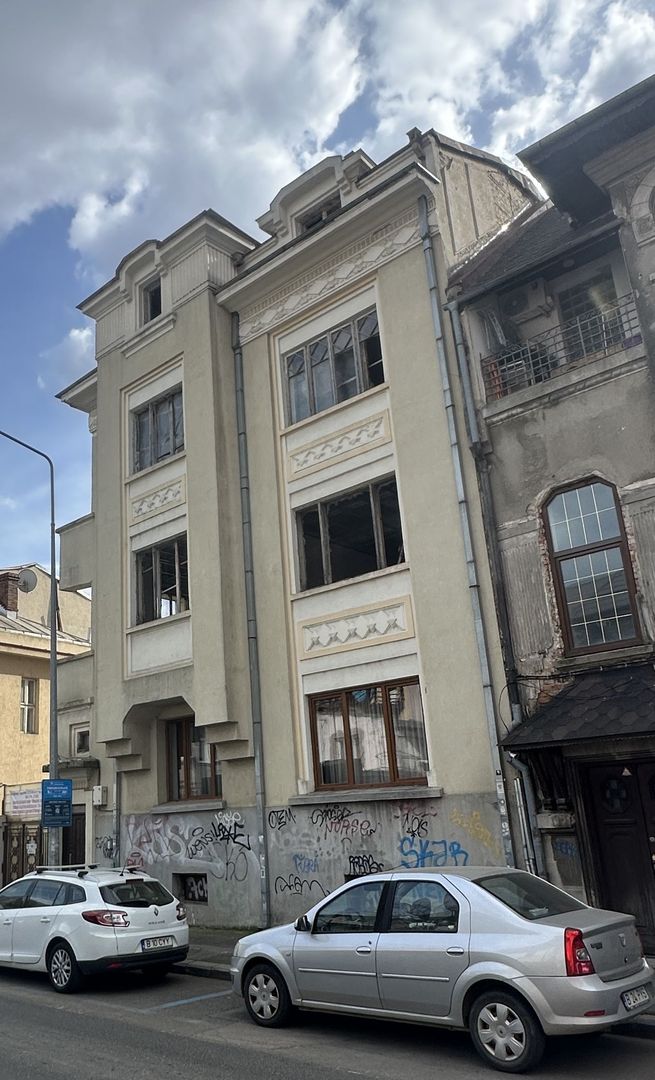 Vila Interbelica | S+P+2+M | Structura Consolidata - Poză 3