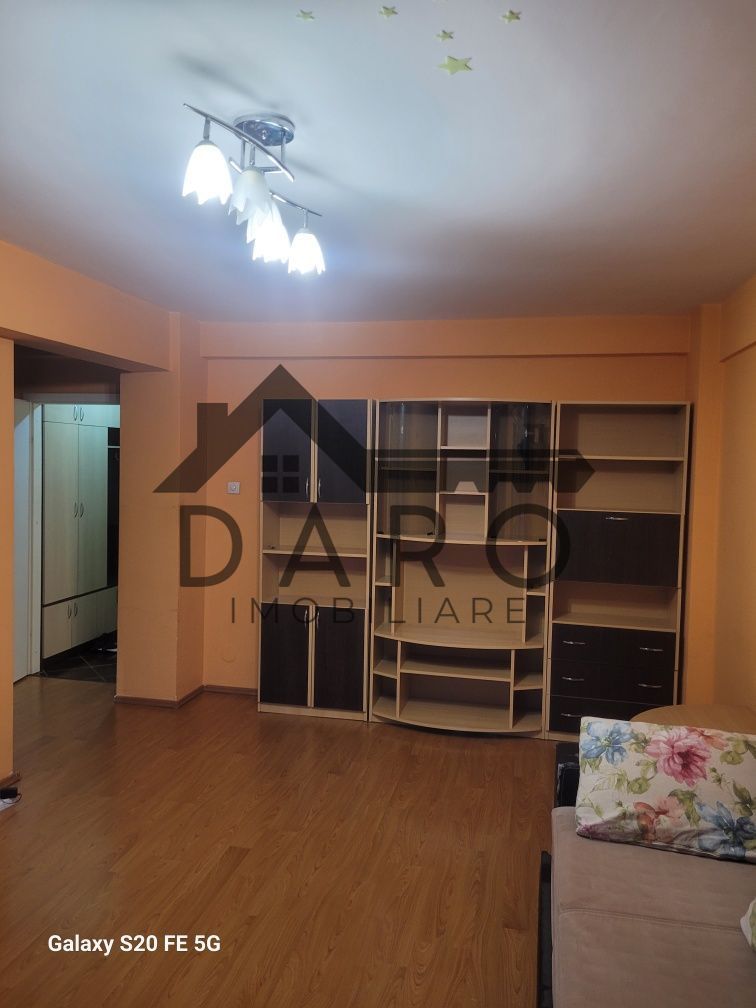 Apartament de inchiriat cu  o cameră etaj 1 pe strada munteniei - Poză 2