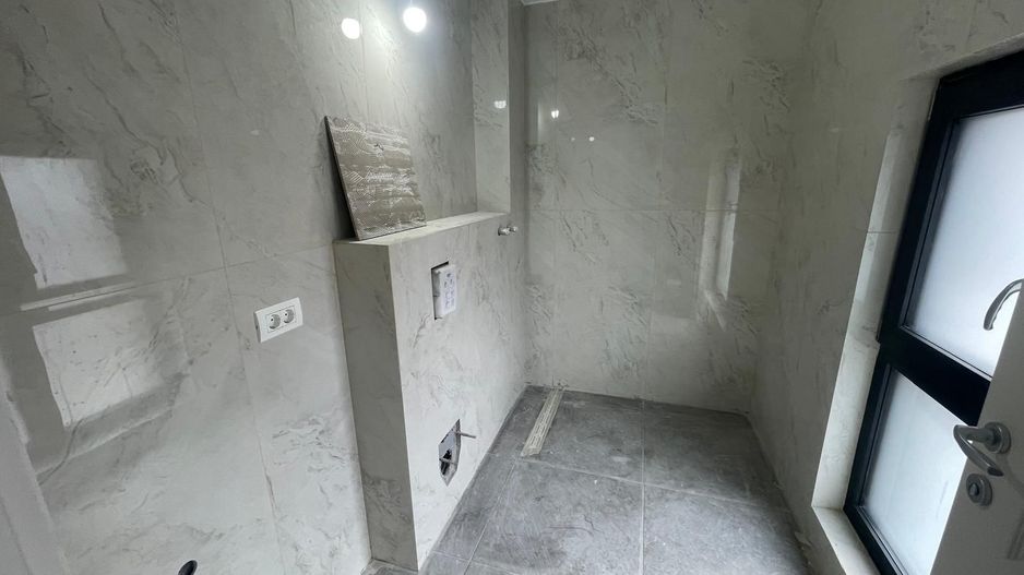 Duplex cu grădină și piscină privată într-un complex exclusivist din Tunari - Poză 6