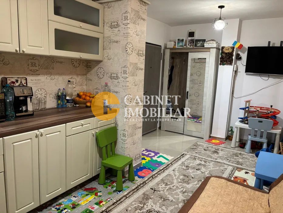 Nicolina- Apartament 2 Camere Decomandat - Etaj 1+ Boxa - Poză 1