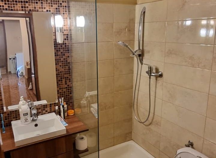 Aradului | 4 camere | Decomandat| Etaj intermediar | 3 balcoane si boxă - Poză 8