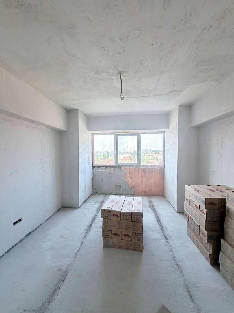 APARTAMENT SPATIOS CU VEDERE PE 2 PARTI - Poză 8